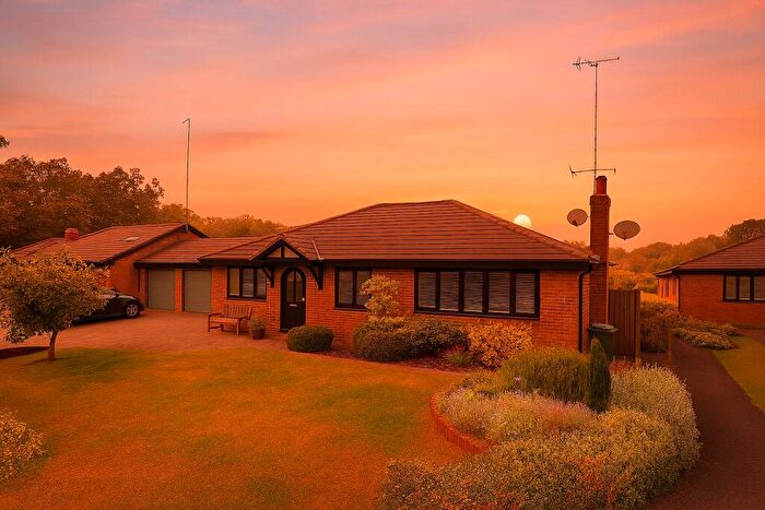 3 Bedroom Bungalow For Sale In The Maltings, Bramley, Tadley, Hampshire, RG26
