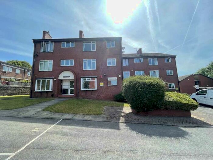 2 Bedroom Flat To Rent In Kendal Bank, Woodhouse, Leeds, LS3