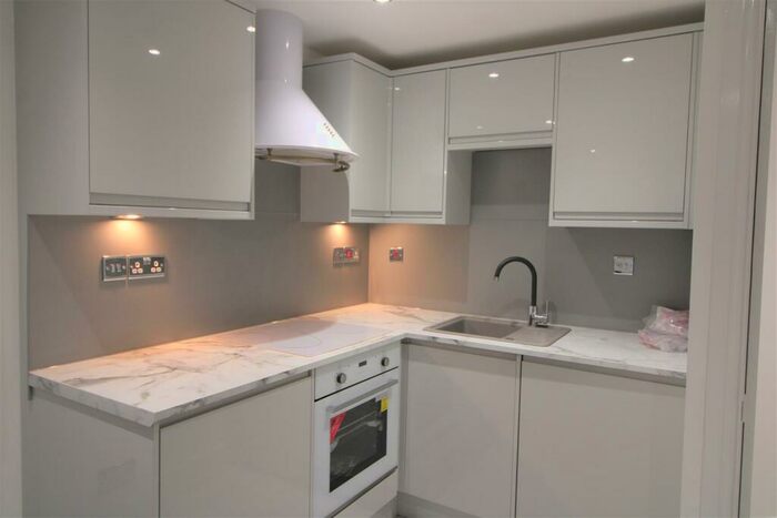 1 Bedroom Private Hall To Rent In Fl, Stonewell, Lancaster, AT1