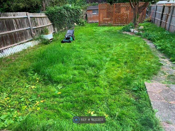 4 Bedroom Semi-Detached House To Rent In Cromwell Road, Kent, BR3