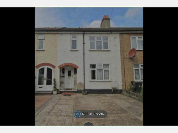 3 Bedroom Terraced House To Rent In Albert Road, New Malden, KT3