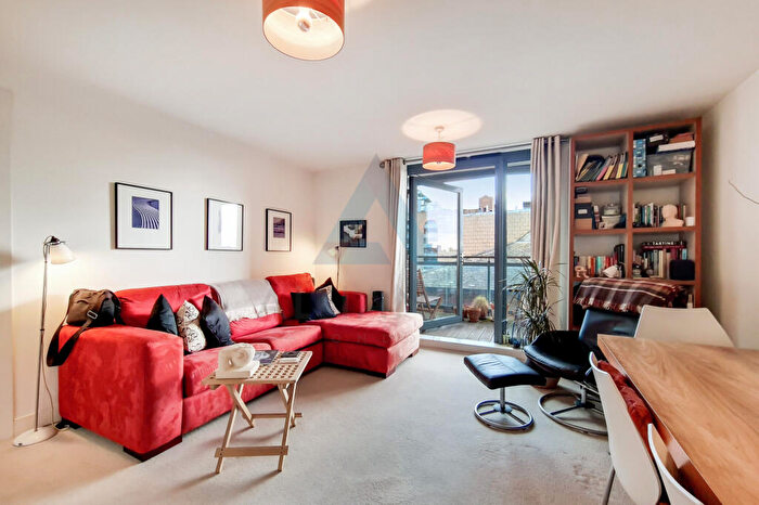 1 Bedroom Apartment To Rent In Eluna Apartments, London, E1W