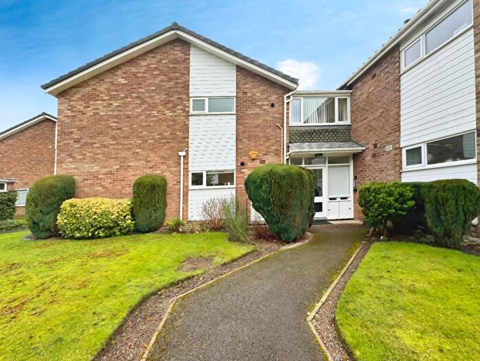 2 Bedroom Apartment For Sale In Hurst Lea Court, Alderley Edge, SK9