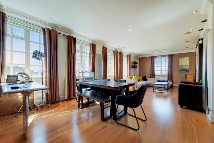 3 Bedroom Flat To Rent In Maida Vale, Maida Vale, London, W9