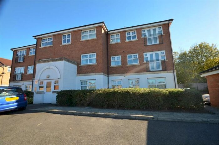 2 Bedroom Flat To Rent In Bressay Drive, Mill Hill, NW7