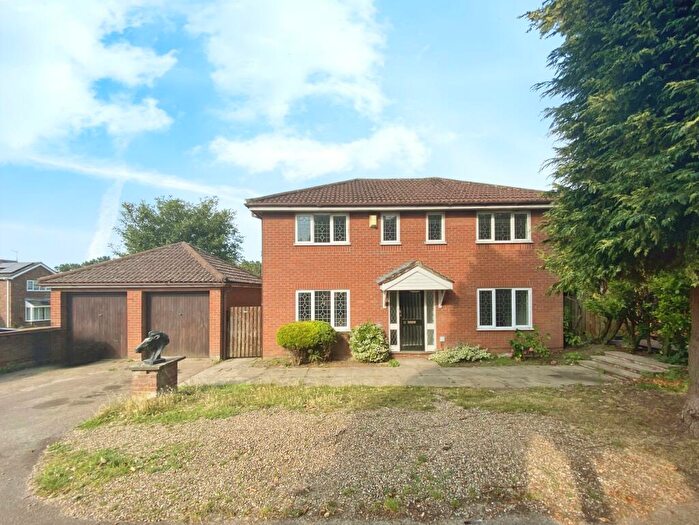 4 Bedroom Detached House To Rent In Windsor Chase, NR8