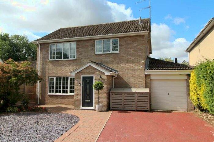 4 Bedroom Detached House For Sale In The Limes, Horringer, Bury St. Edmunds, IP29