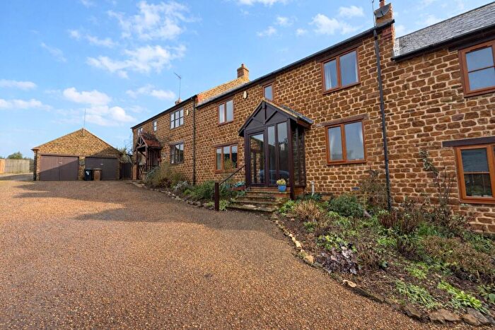 4 Bedroom Cottage To Rent In Litchfield Lane, Creaton, NN6