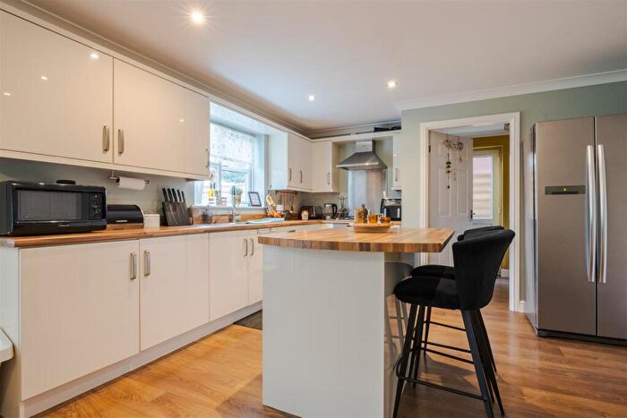 4 Bedroom Detached House For Sale In Old School Close, Brigg, DN20