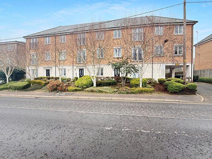 2 Bedroom Flat For Sale In Parnell Place, Braintree, CM7