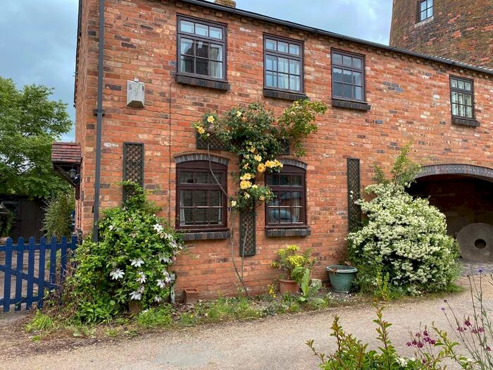 3 Bedroom Cottage To Rent In Mill Lane, Harbury, CV33