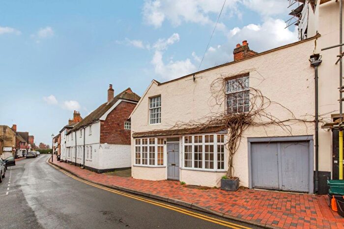 3 Bedroom Property To Rent In High Street, Wrotham, TN15