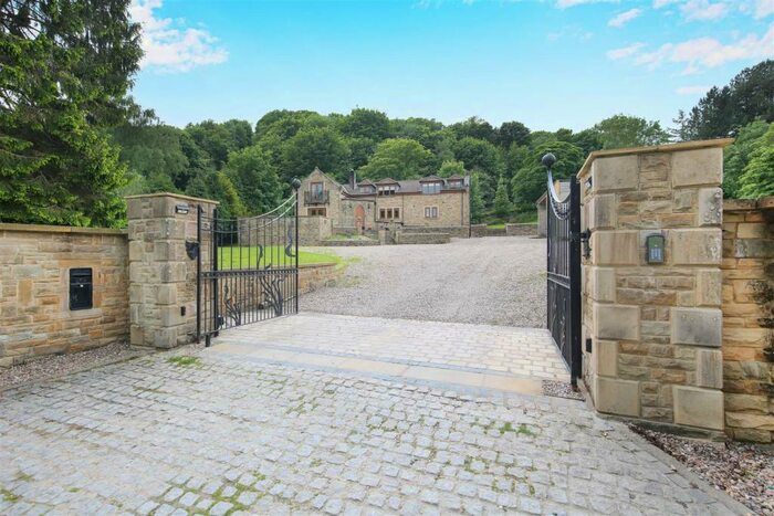 5 Bedroom Detached House For Sale In South View, Top Road, Hardwick Wood, Wingerworth, Chesterfield, S42