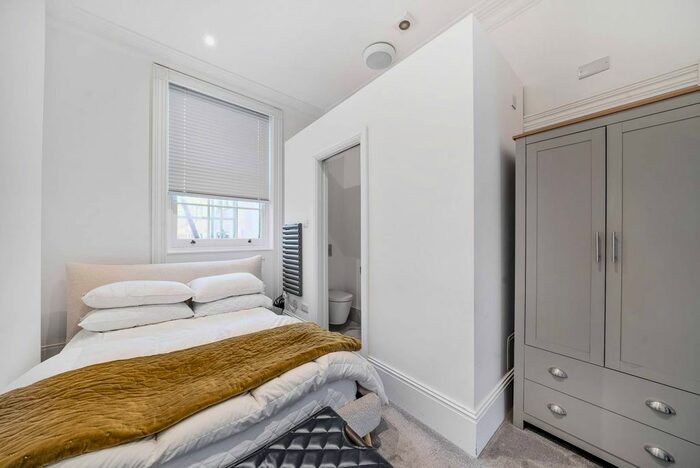 1 Bedroom Flat To Rent In York Street, Marylebone, London, W1H