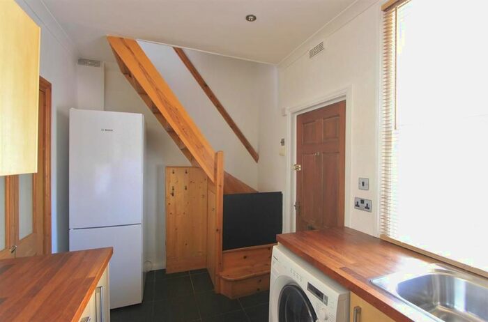 3 Bedroom Terraced House To Rent In Meadow Terrace, Sheffield, S11