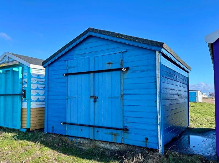 Chalet For Sale In Sea Front, Hayling Island, PO11