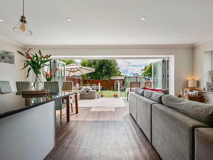 4 Bedroom Detached House For Sale In Palmer Road, Oakdale, Poole, BH15