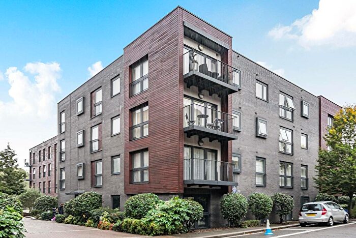 1 Bedroom Flat To Rent In Unwin Way, Stanmore, HA7