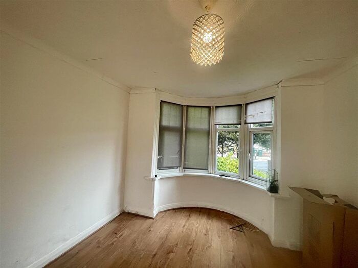 3 Bedroom Terraced House To Rent In Cheveral Avenue, Coventry, CV6