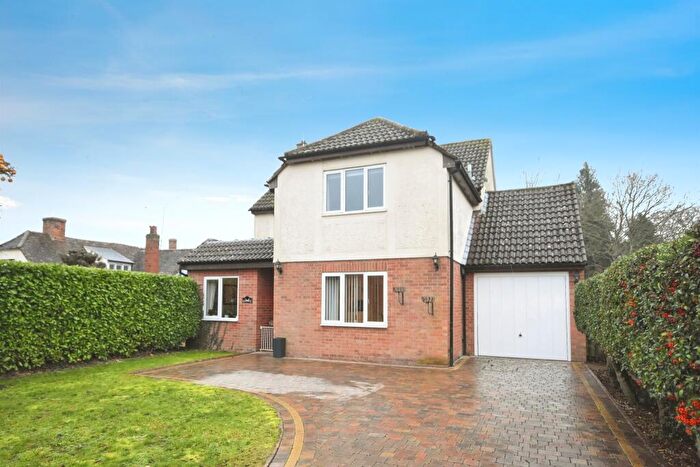 4 Bedroom Detached House For Sale In Barryfields, Shalford, Braintree, CM7
