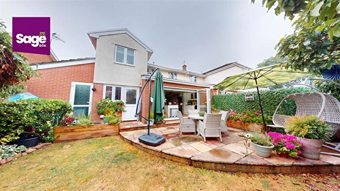 3 Bedroom Semi Detached House For Sale In Hafod Close, Ponthir, Newport, NP18