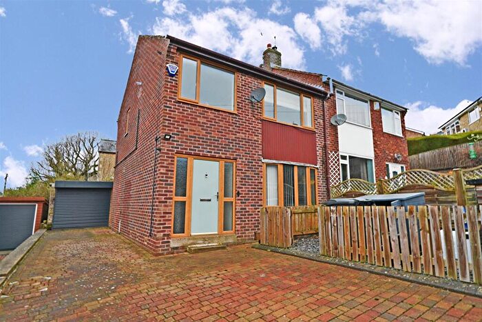 3 Bedroom Semi Detached House For Sale In Woodfield Avenue, Greetland, Halifax, HX4