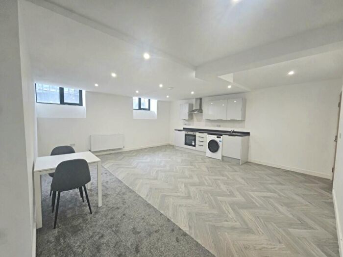 1 Bedroom Apartment To Rent In Duke Street, Bradford, BD1