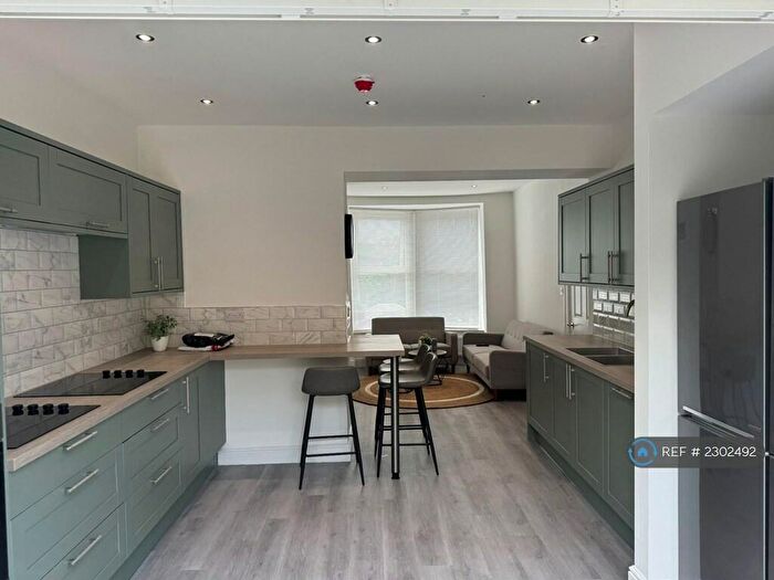 7 Bedroom Semi-Detached House To Rent In Snowdon Road, Bristol, BS16