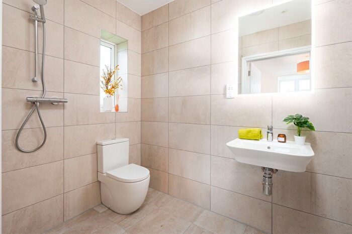 2 Bedroom Detached Bungalow For Sale In Burnham Waters, Waters Avenue, Burnham-On-Crouch, CM0