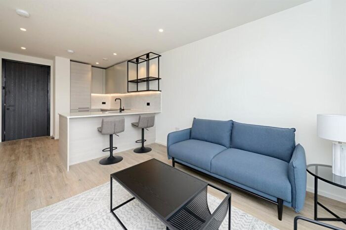 1 Bedroom Apartment To Rent In Barnacle House, Heron Wharf, E14
