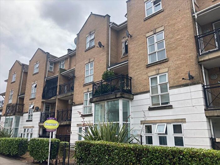 2 Bedroom Flat To Rent In Highfield Road, Feltham, TW13