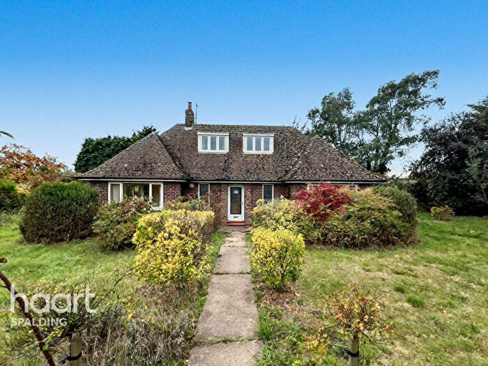 3 Bedroom Detached House For Sale In Rangell Gate, Low Fulney, PE12