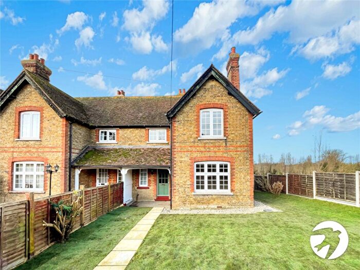 3 Bedroom End Of Terrace House To Rent In Court Lodge Cottages, Horton Kirby, DA4