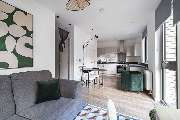 Studio For Sale In Macclesfield Road, Clerkenwell, London, EC1V