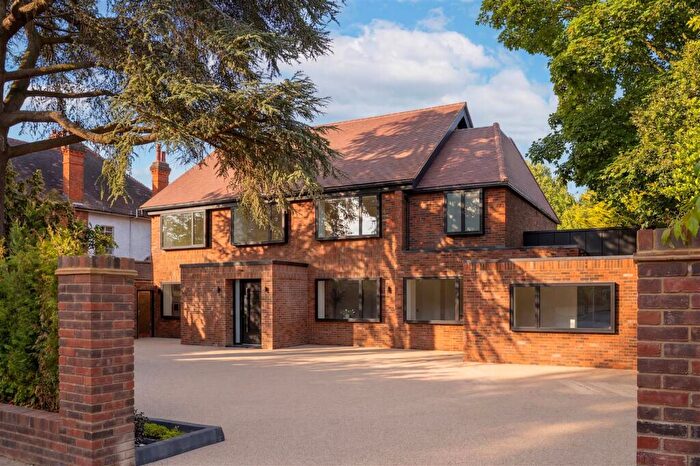 7 Bedroom Detached House For Sale In Stormont Road, N6