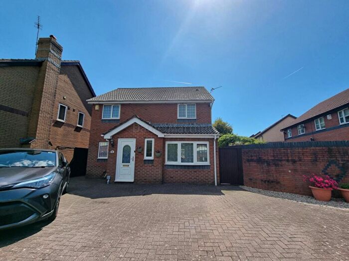 4 Bedroom Detached House For Sale In Greenacres, Barry, CF63