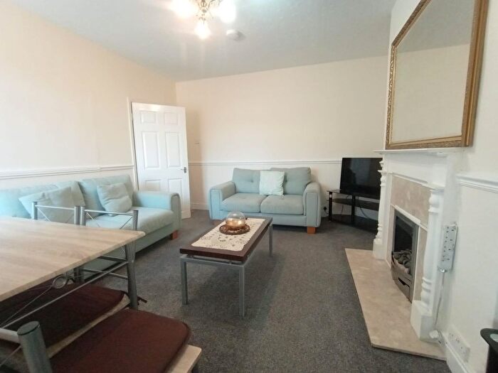 3 Bedroom Flat To Rent In Allendale Road, Newcastle Upon Tyne, NE6