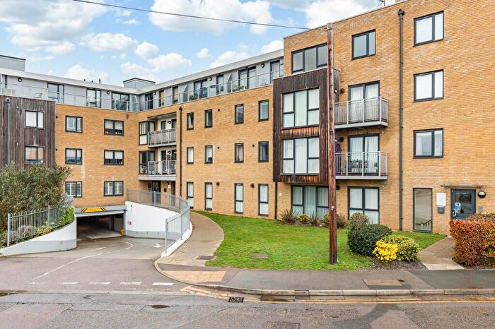 1 Bedroom Flat For Sale In Smeaton Court, Hertford, Hertfordshire, SG13