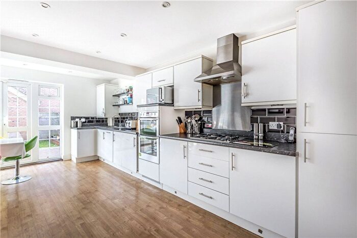 4 Bedroom Terraced House To Rent In Flowers Avenue, Ruislip, HA4