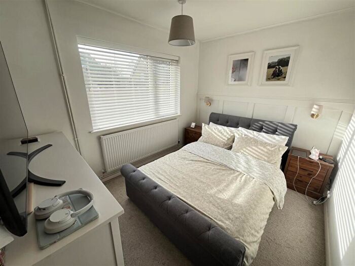 2 Bedroom Detached Bungalow For Sale In Repton Road, Hartshorne, Swadlincote, DE11