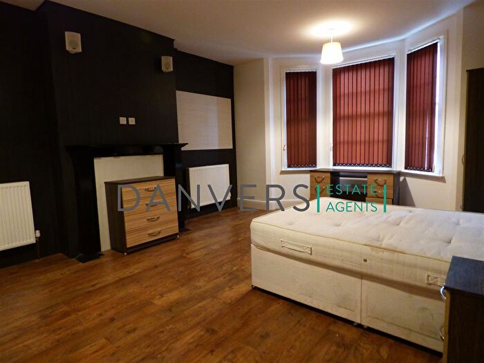 3 Bedroom Detached House To Rent In Westcotes Drive, Leicester, LE3