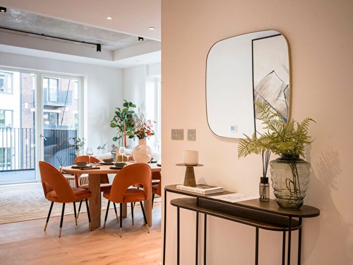 3 Bedroom Flat For Sale In Orchard Place, Hampden House, E14