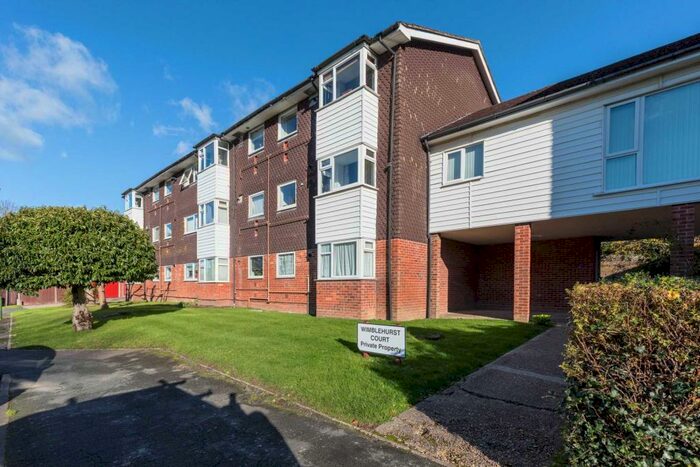 1 Bedroom Flat To Rent In Wimblehurst Court, Ashley Road, RH12