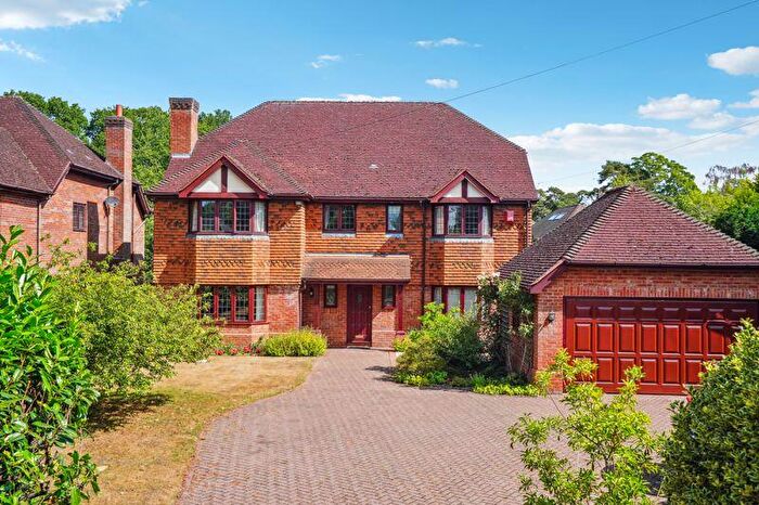 5 Bedroom Detached House For Sale In Hawthorn Lane, Farnham Common, SL2