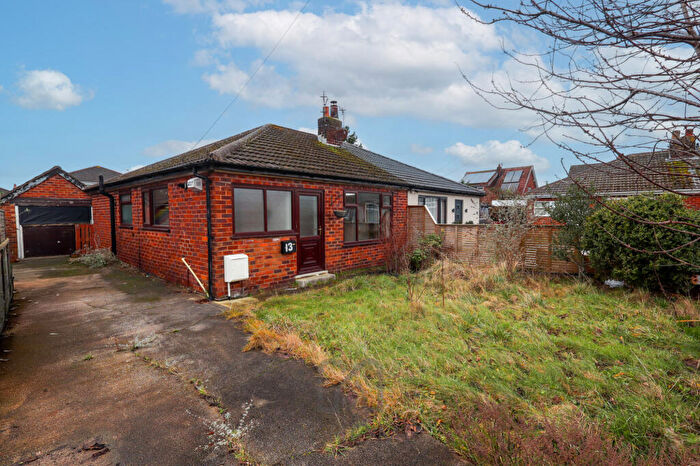 2 Bedroom Bungalow For Sale In Ribble Close, Freckleton, Preston, PR4