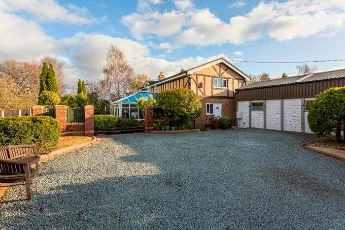 3 Bedroom Property To Rent In Broughton Road Crewe, CW1