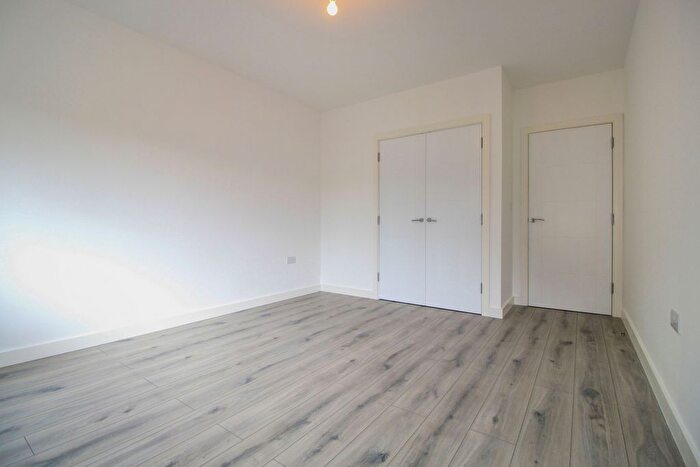 1 Bedroom Flat To Rent In Uxbridge Road, West Ealing, Ealing, London, W13