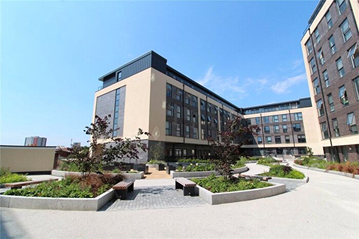 3 Bedroom Flat For Sale In Bridgewater Point, Worrall St, Salford, M5