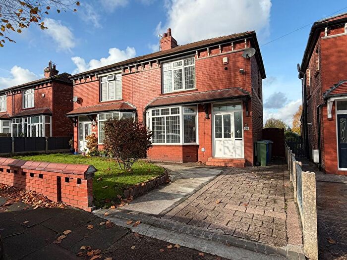 2 Bedroom Semi Detached House For Sale In King Edward Road, Hyde, SK14