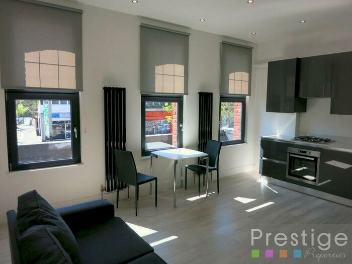 1 Bedroom Apartment To Rent In Holloway Road, London, N19